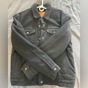 Levi’s Sherpa black denim jacket